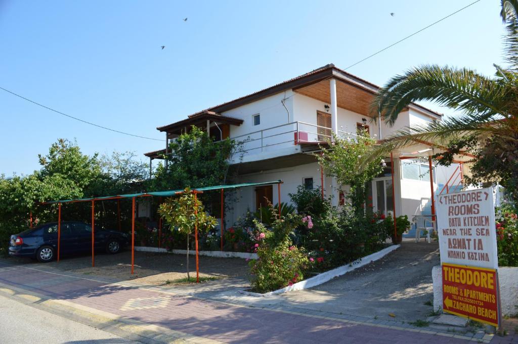 Theodore Apartments Zacharo Phòng bức ảnh